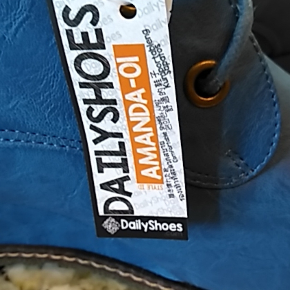 Shoes - Picture 6 of 7